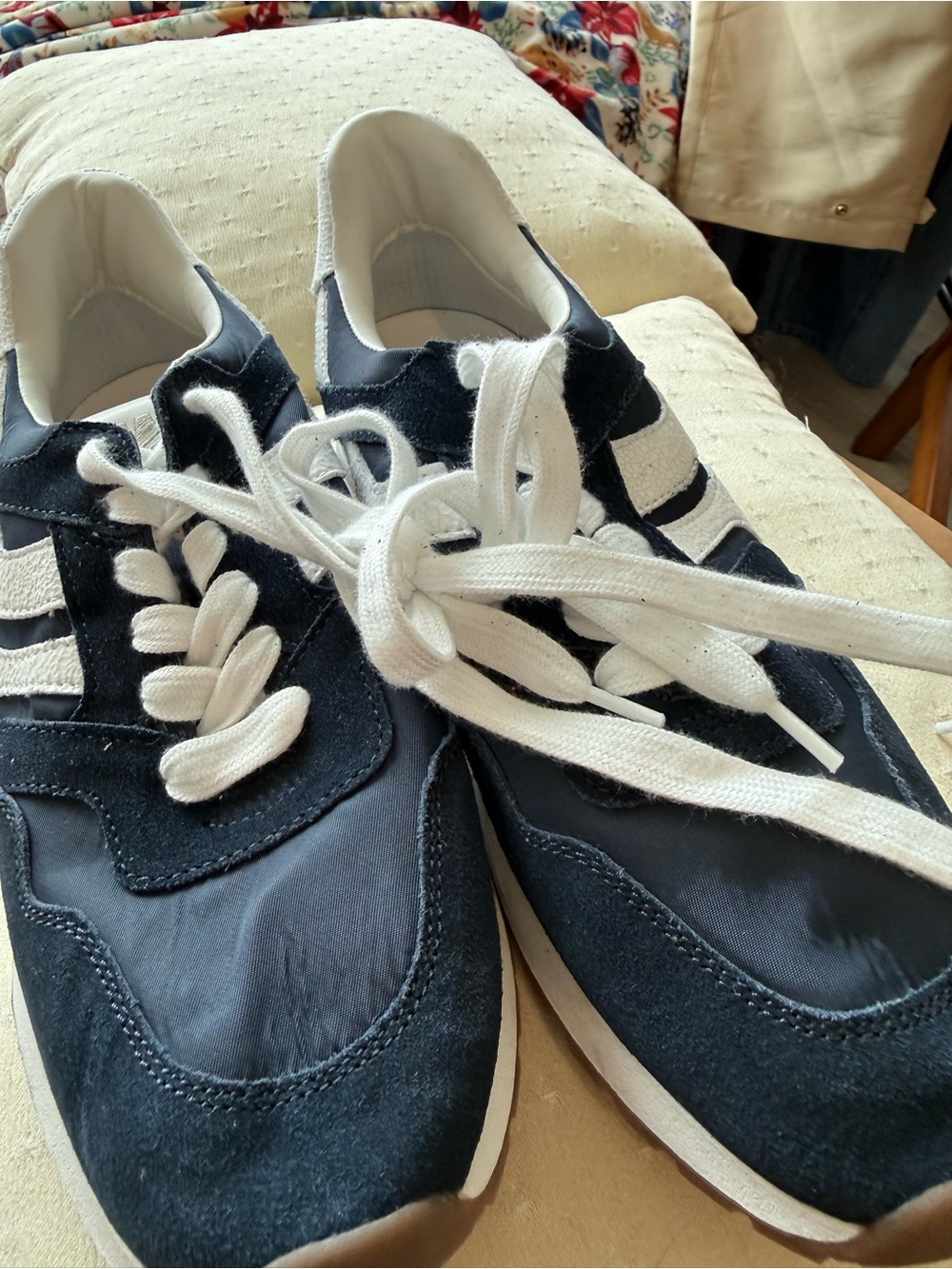 Steve Madden Navy and White Retro Sneakers